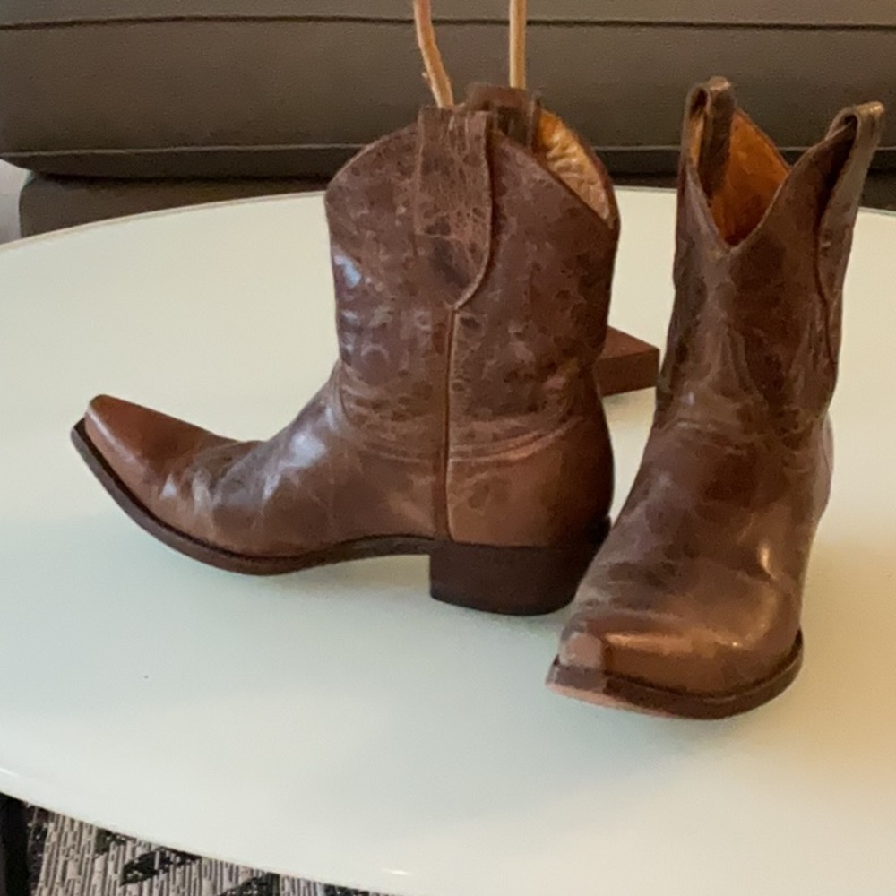 Old Gringo caramel colored leather cowboy boots